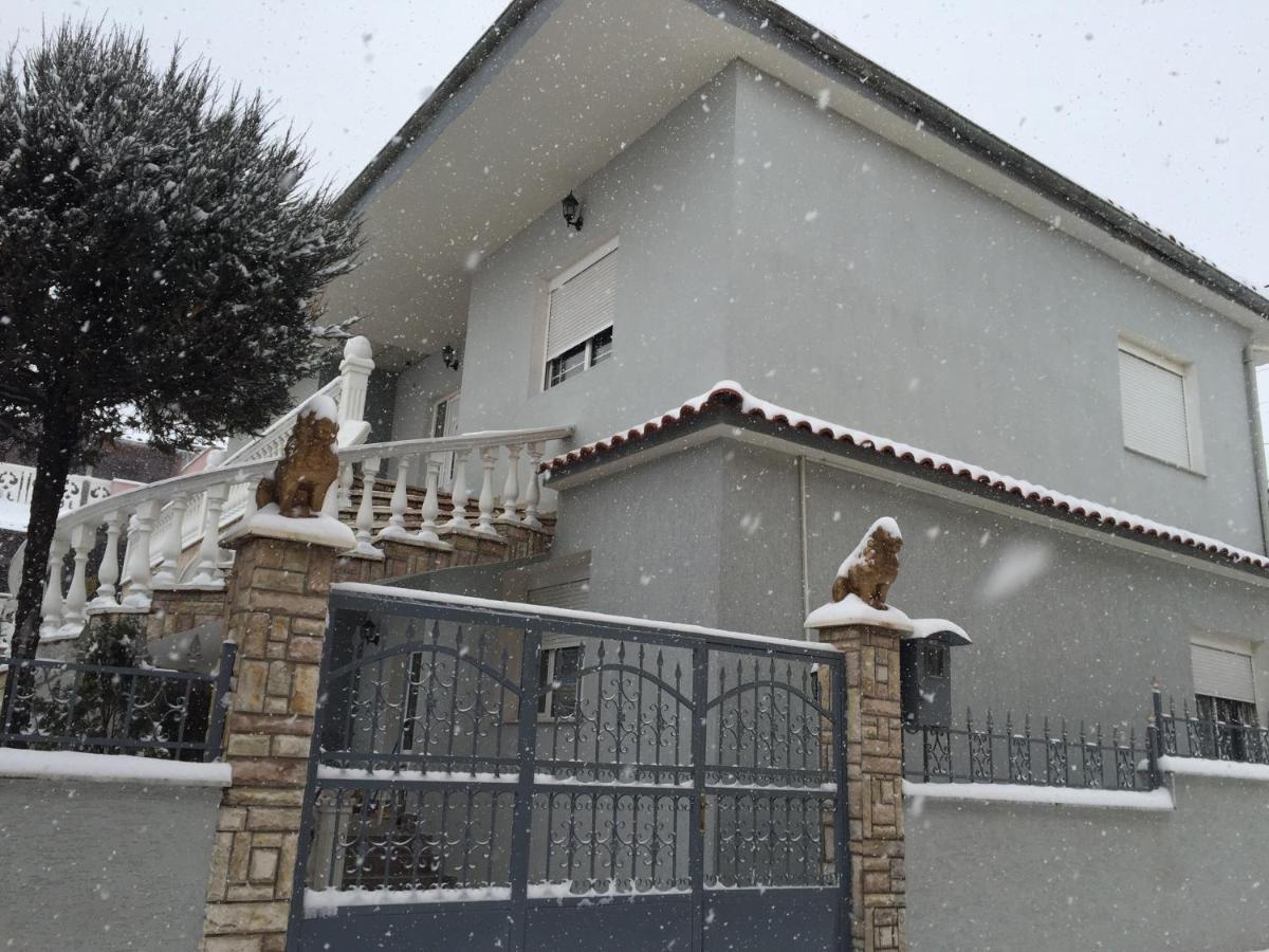 Vila Ridvani Korce Exterior photo